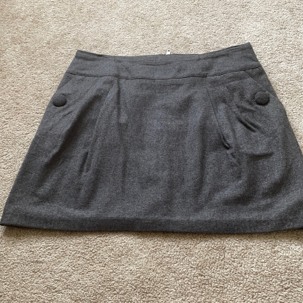 Gently Worn Grey H&M Skirt!!